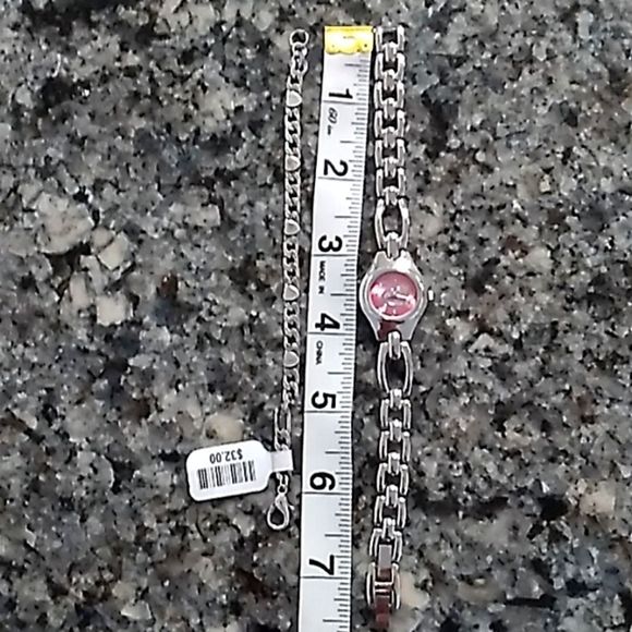 Silver/pink Heart Watch/ Heart Bracelet Bundle - Picture 8 of 8
